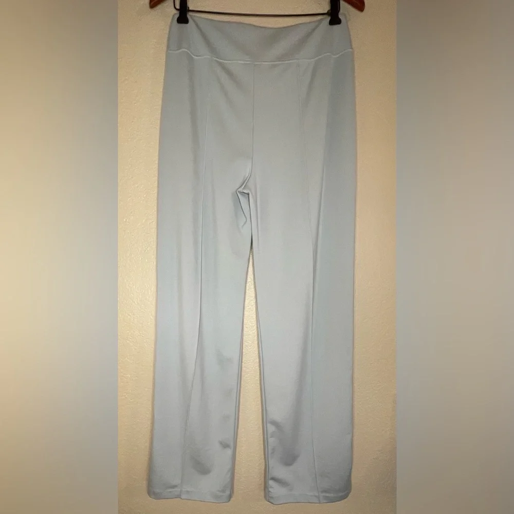 Athleta Light Sage Green Eastbound Wide Leg pants Women's Size 8 - Picture 2 of 13